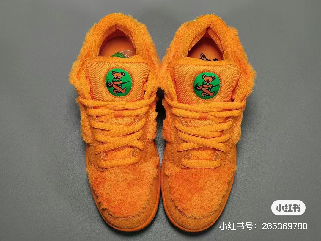 Nike SB Dunk Low Grateful Dead Bears Orange
