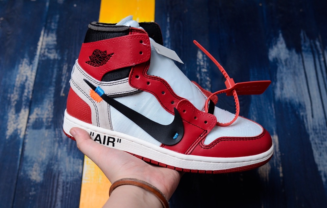Off-White x Air Jordan 1 Retro High OG