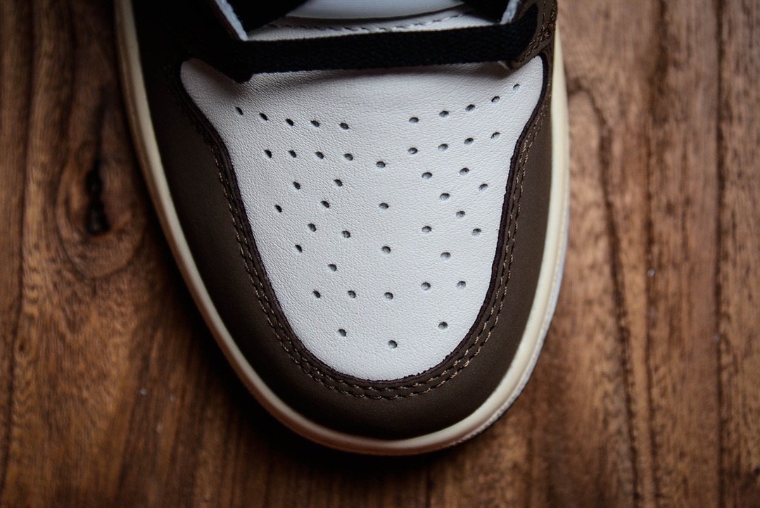 Jordan 1 Retro High OG SP Travis Scott