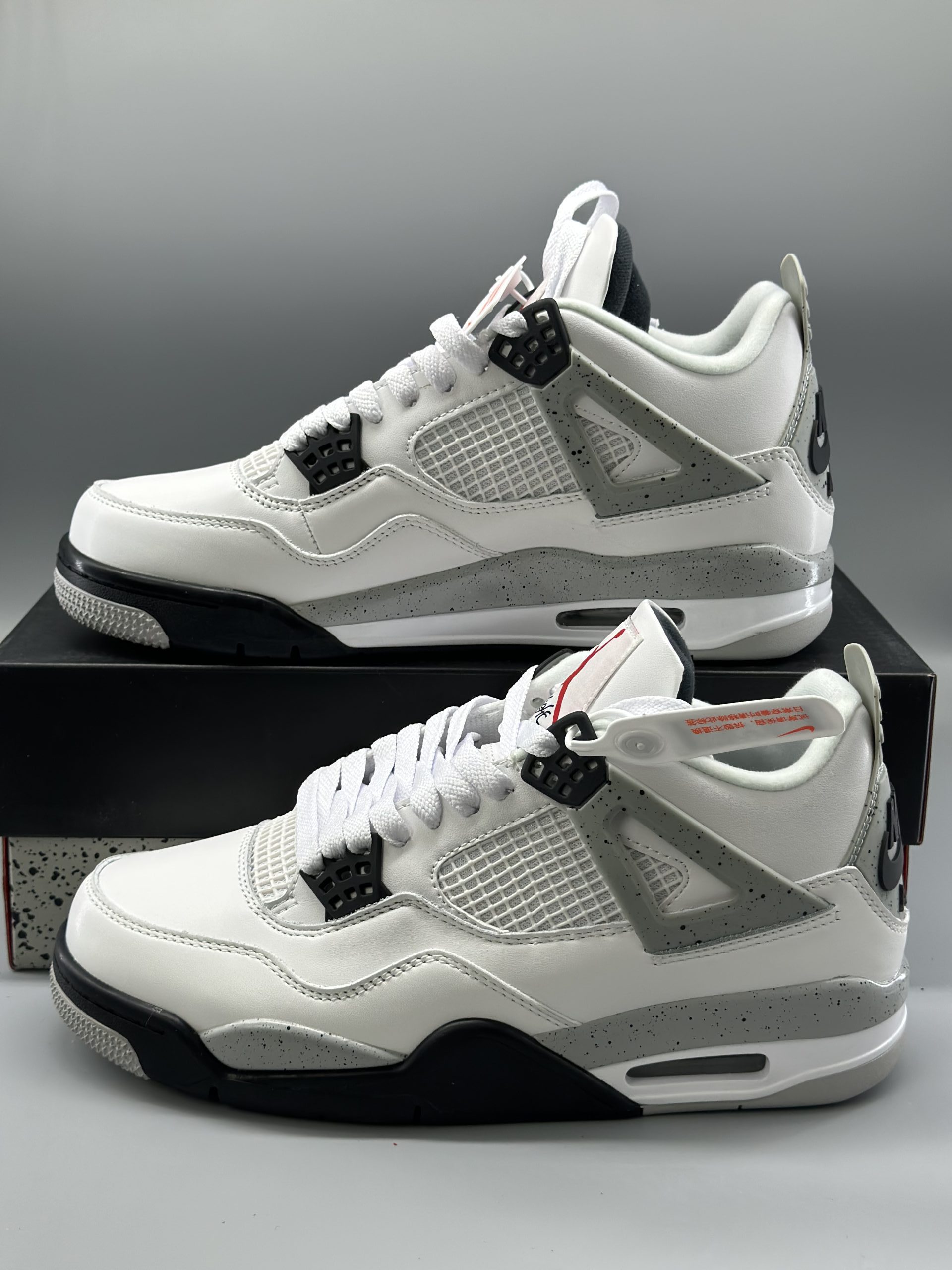 Jordan 4 Retro White Cement (2016)