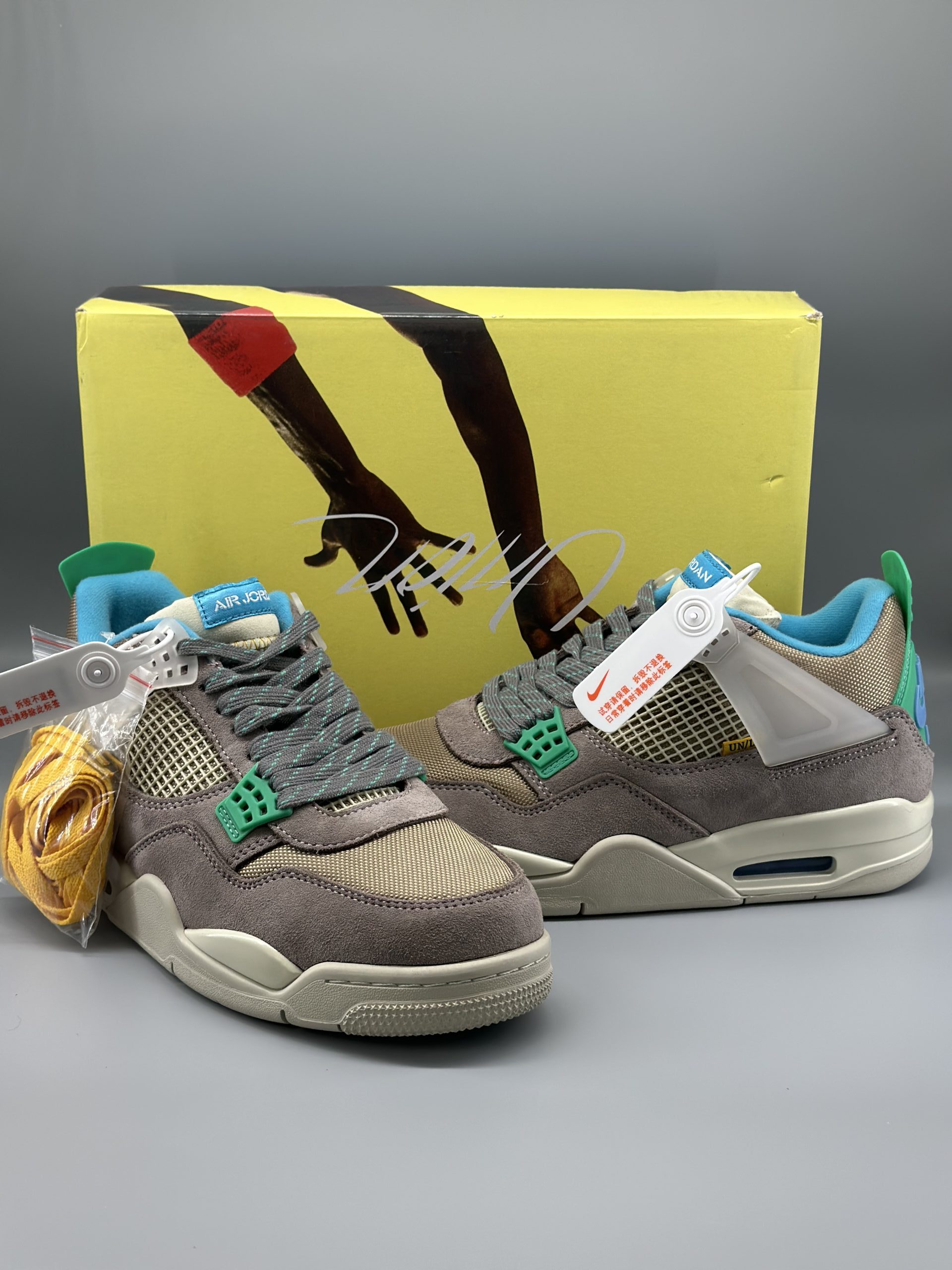 Air Jordan 4 & Union LA Taupe Haze