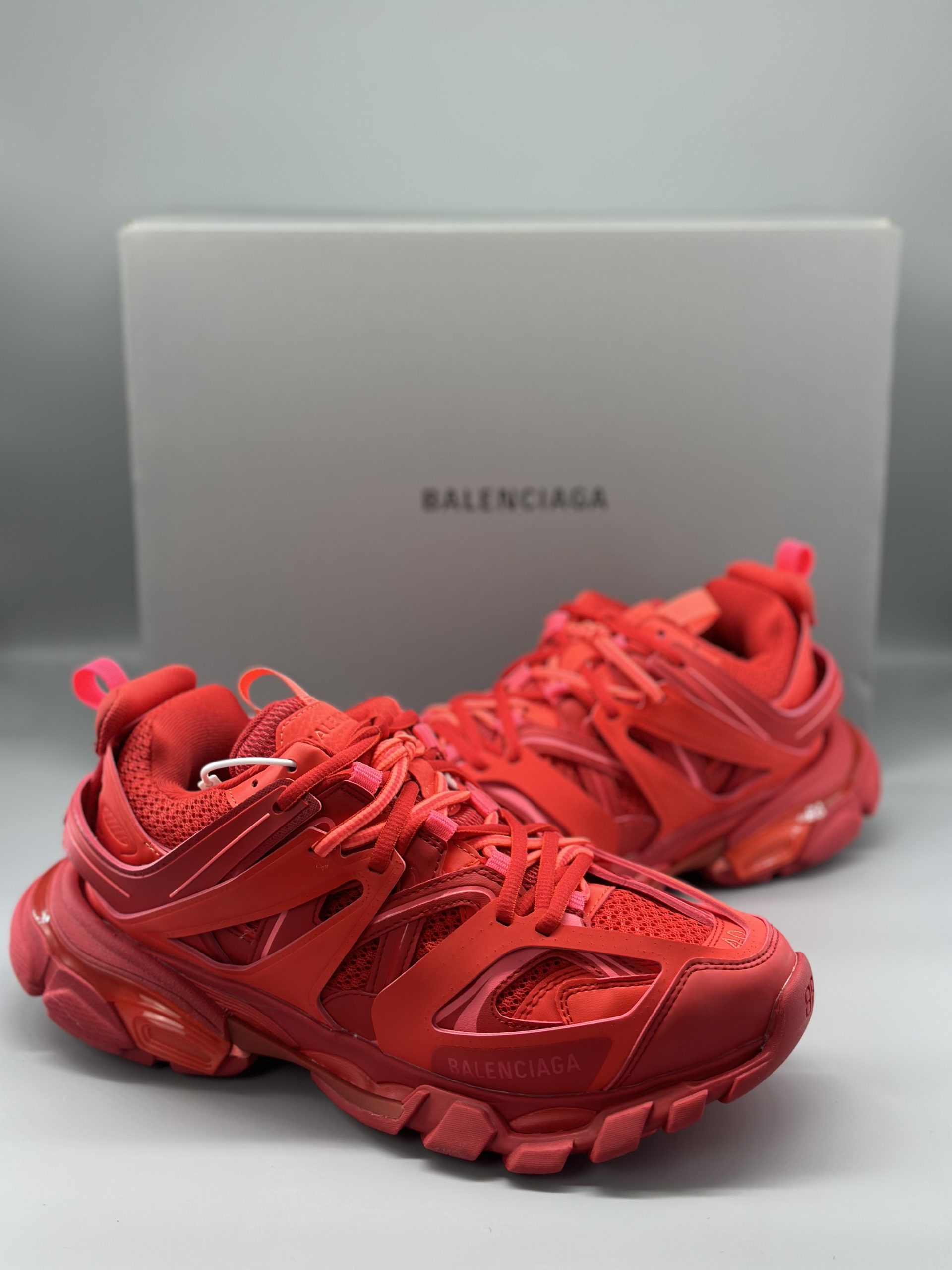 Balenciaga Track Trainer Red 542023W2LA16000