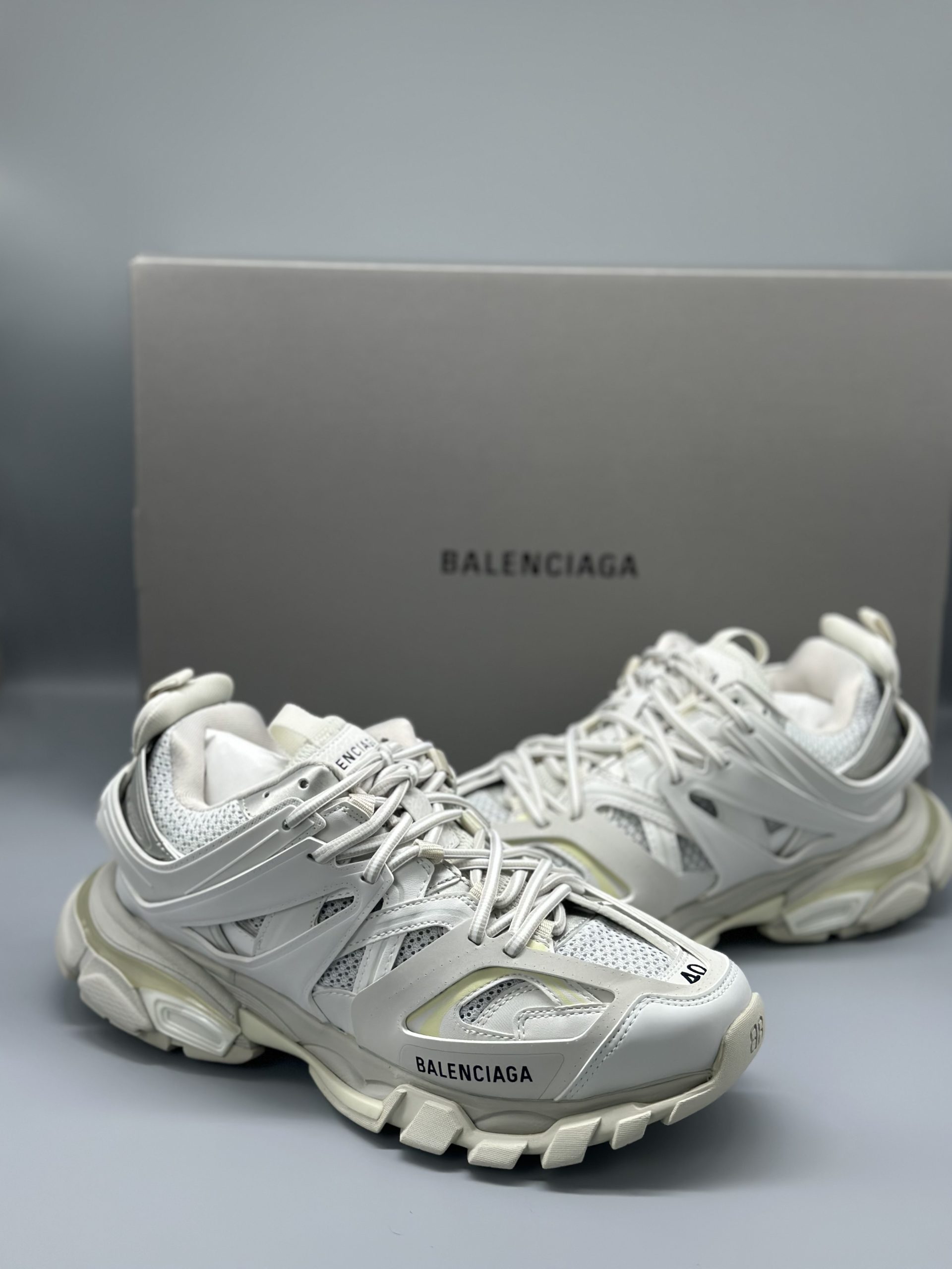 Balenciaga Track Recycled White 542023W3FE39000