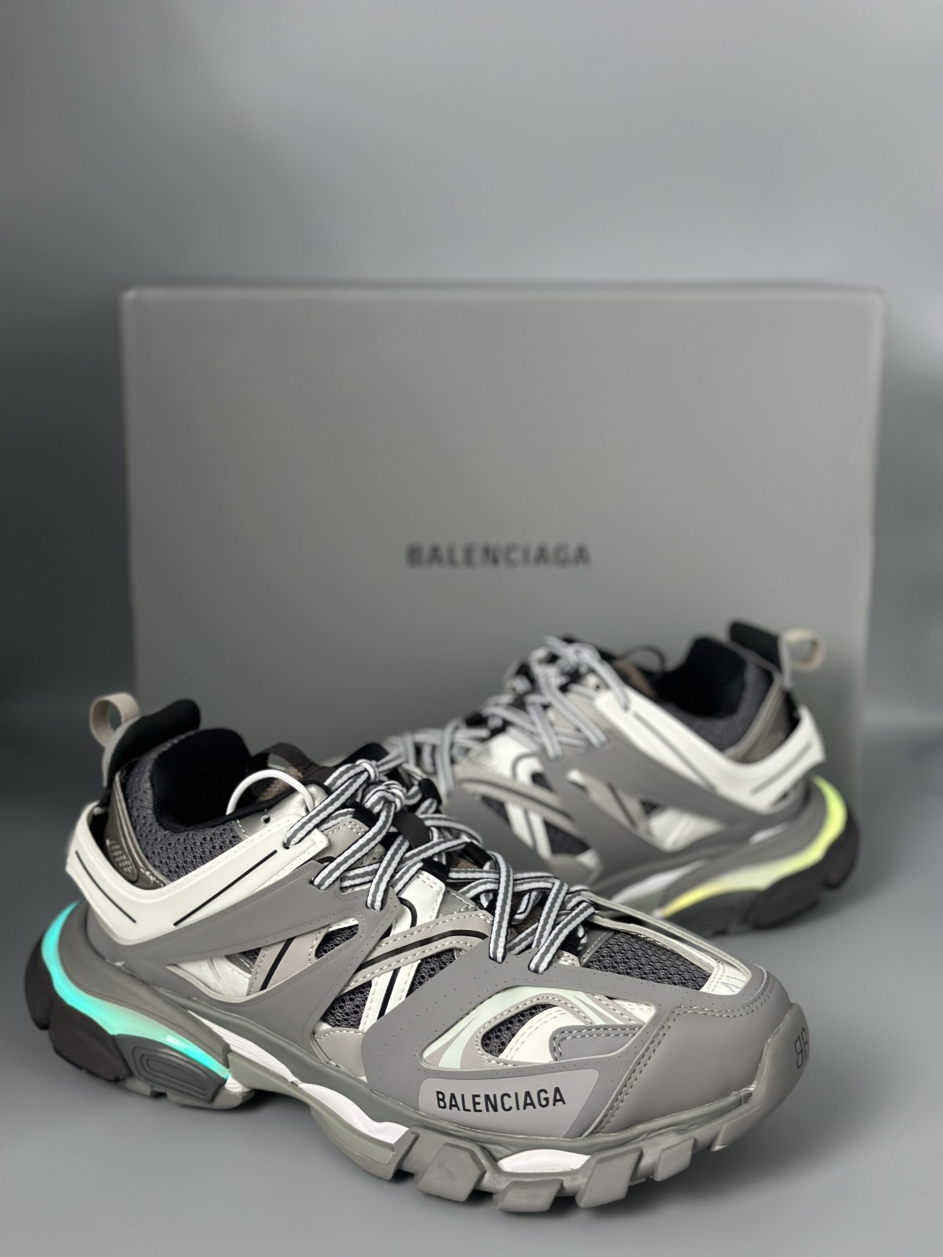 Balenciaga Track Gray Led Track 542023 W3AC1 1094