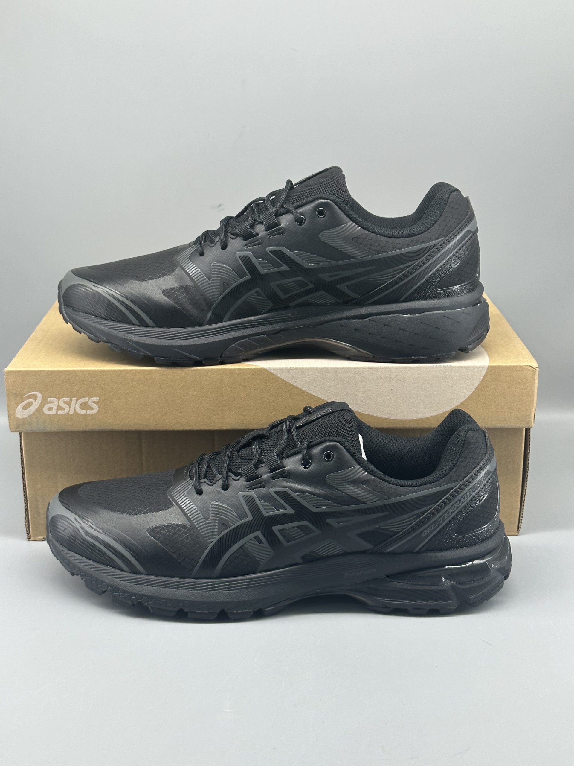 ASICS Gel-Terrain Black