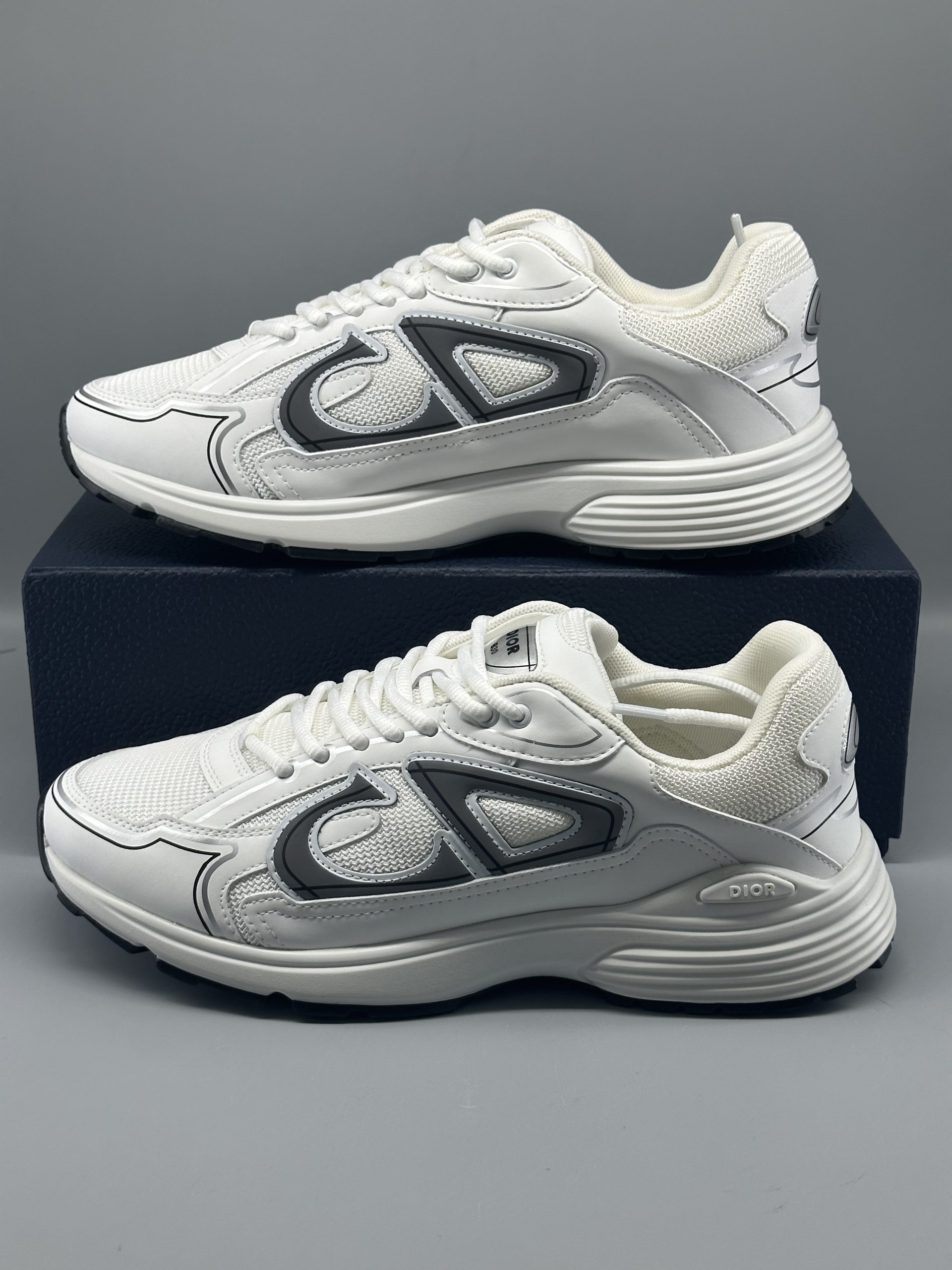 Dior B30 White 3SN279ZND_H000