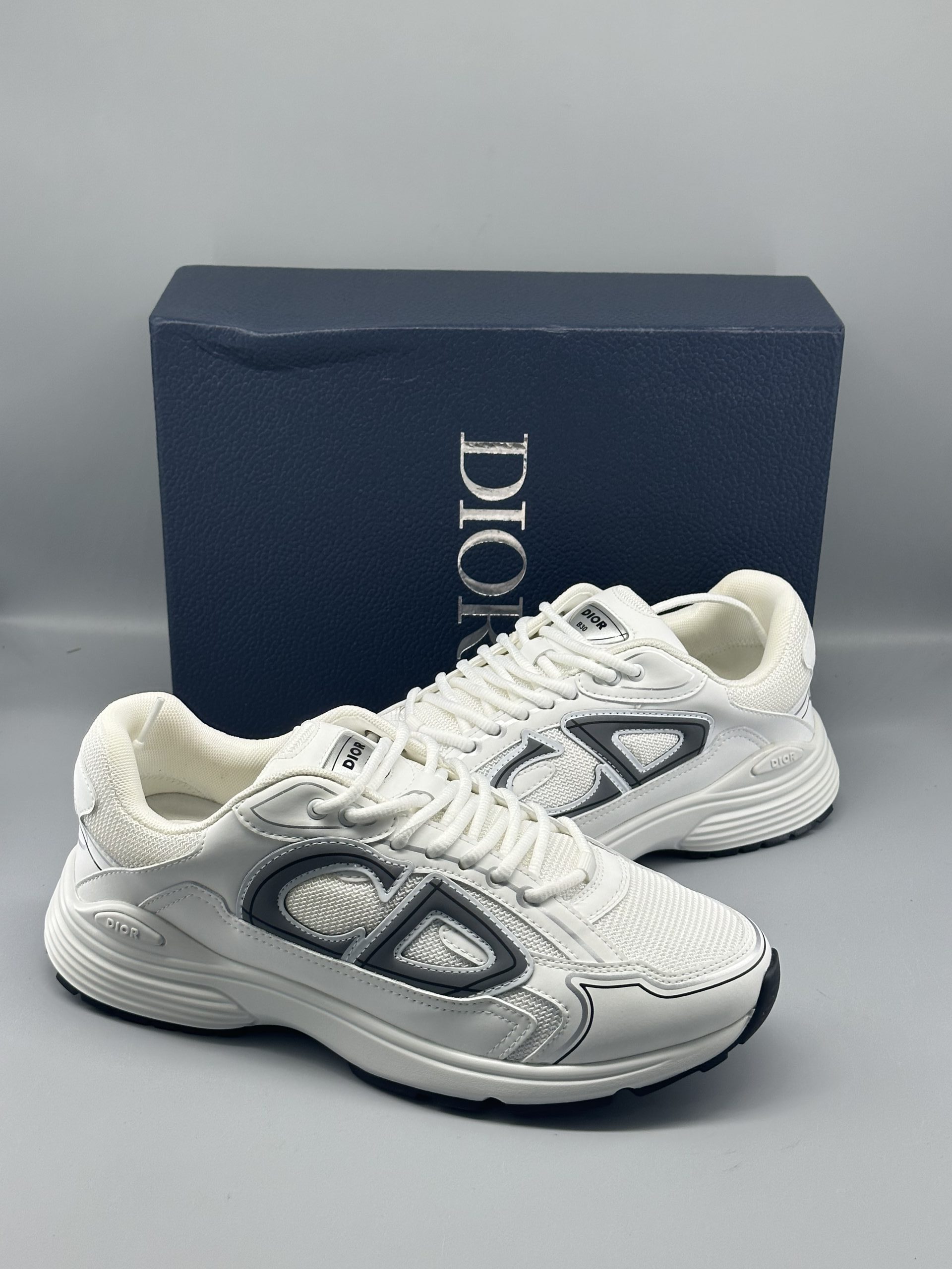 Dior B30 White 3SN279ZND_H000