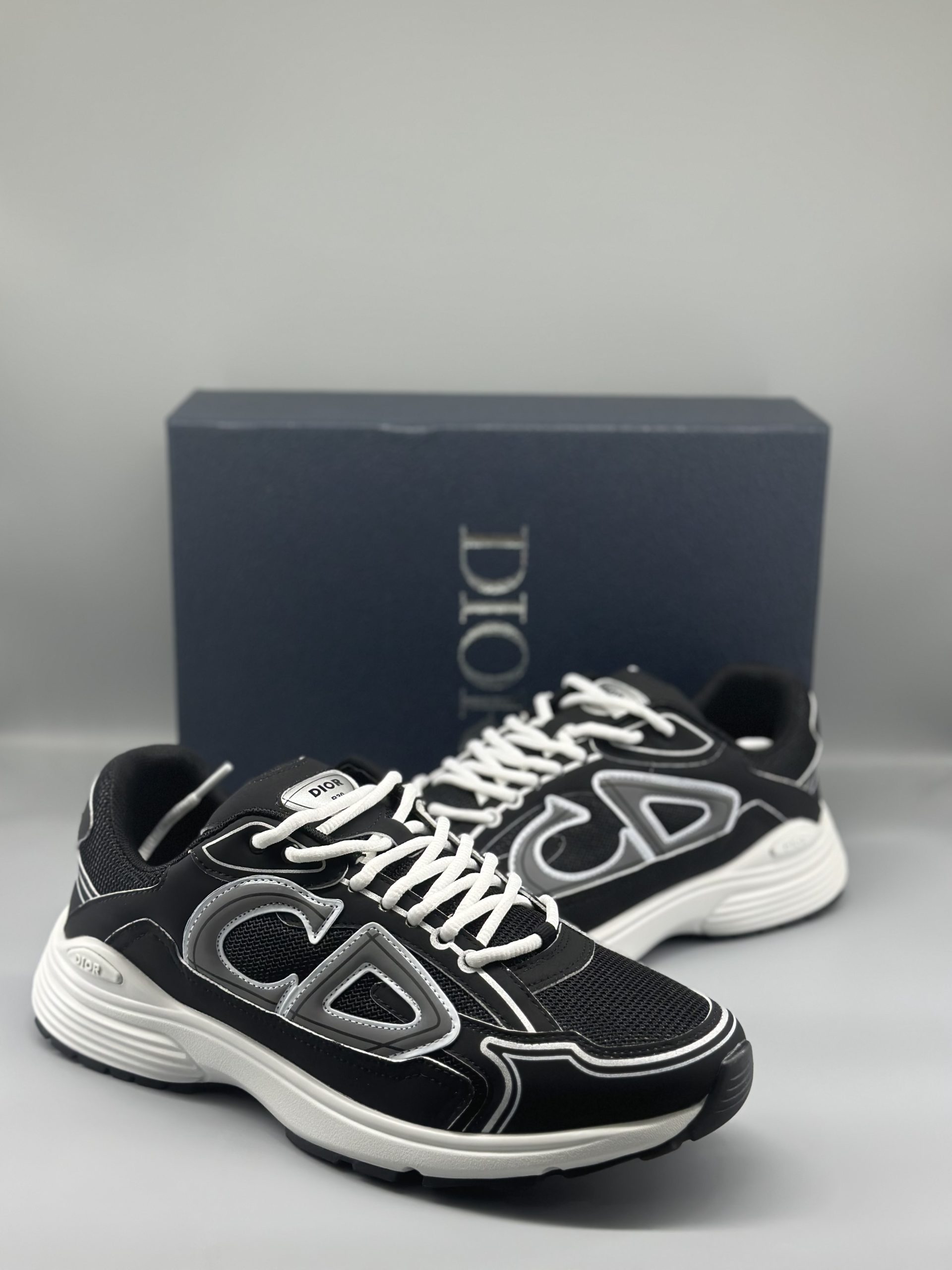 Dior B30 Black-White 3SN279ZMB_H969