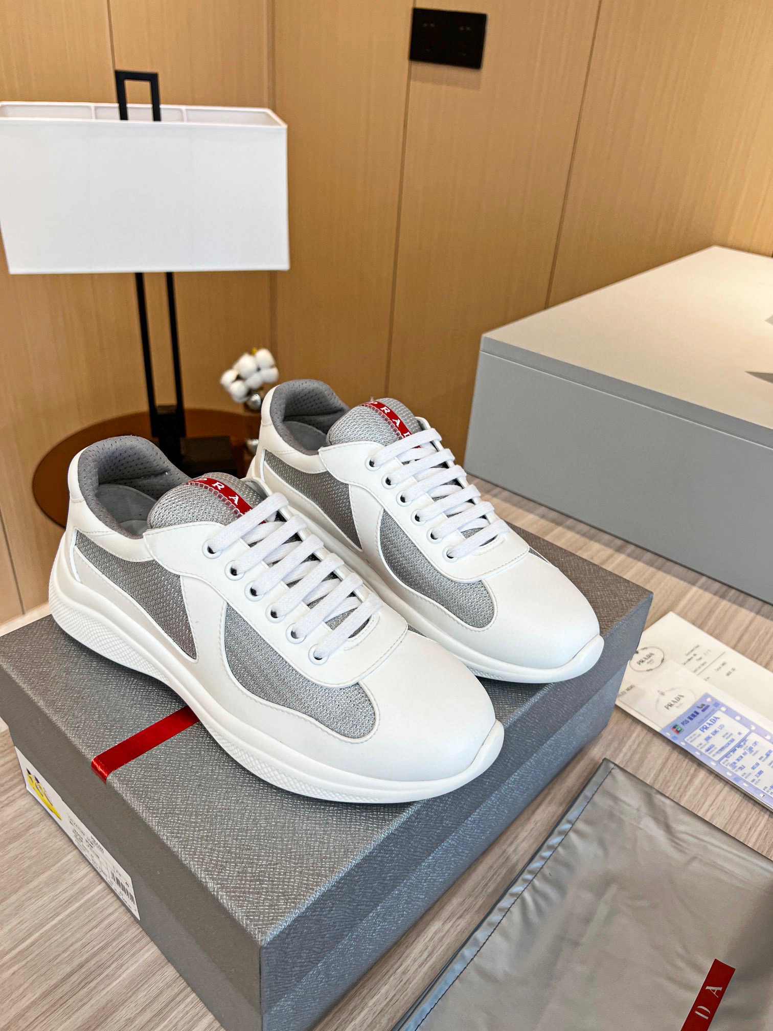 Prada America’s Cup White Grey 4E65000253LLJ-F0009