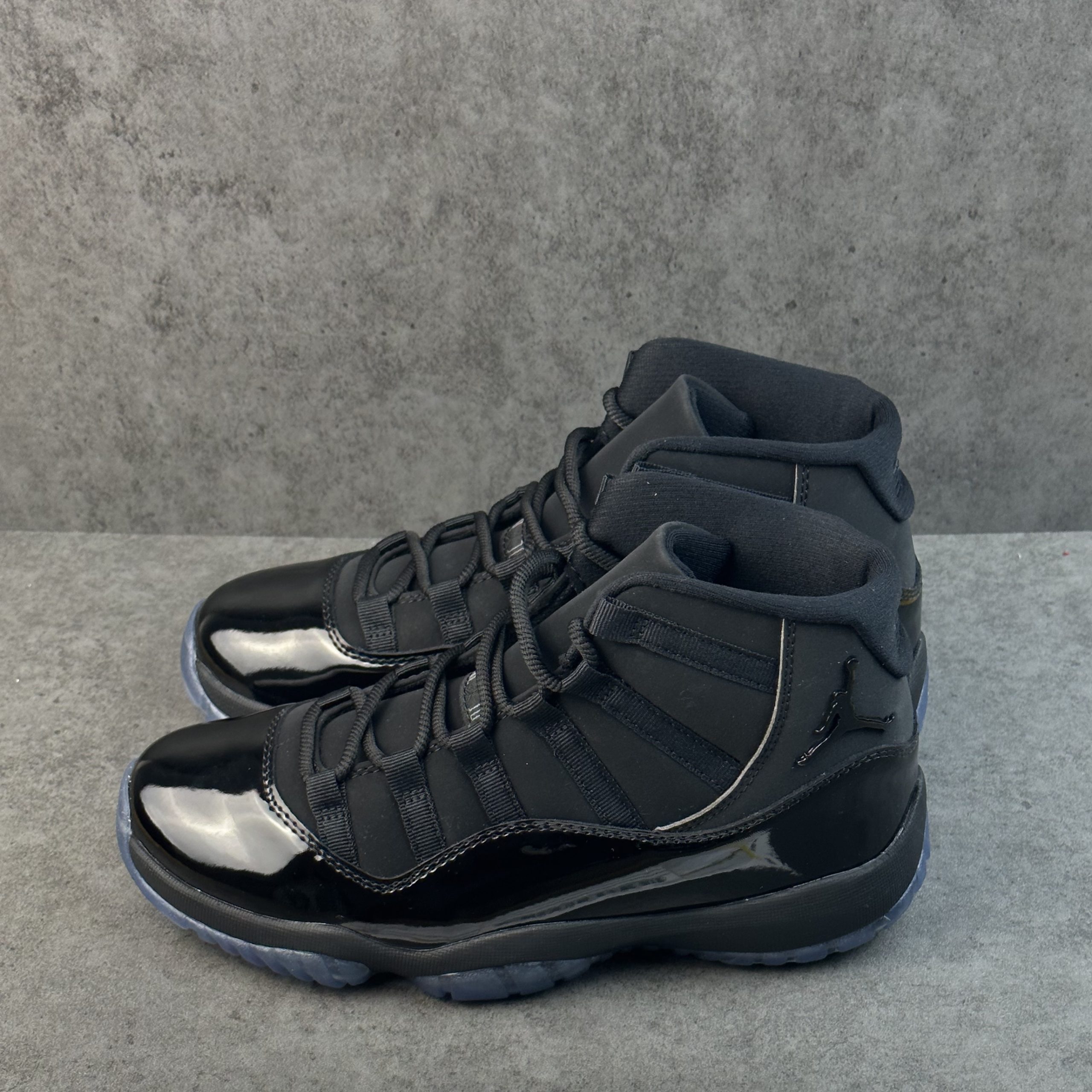 Jordan 11 Retro Cap and Gown