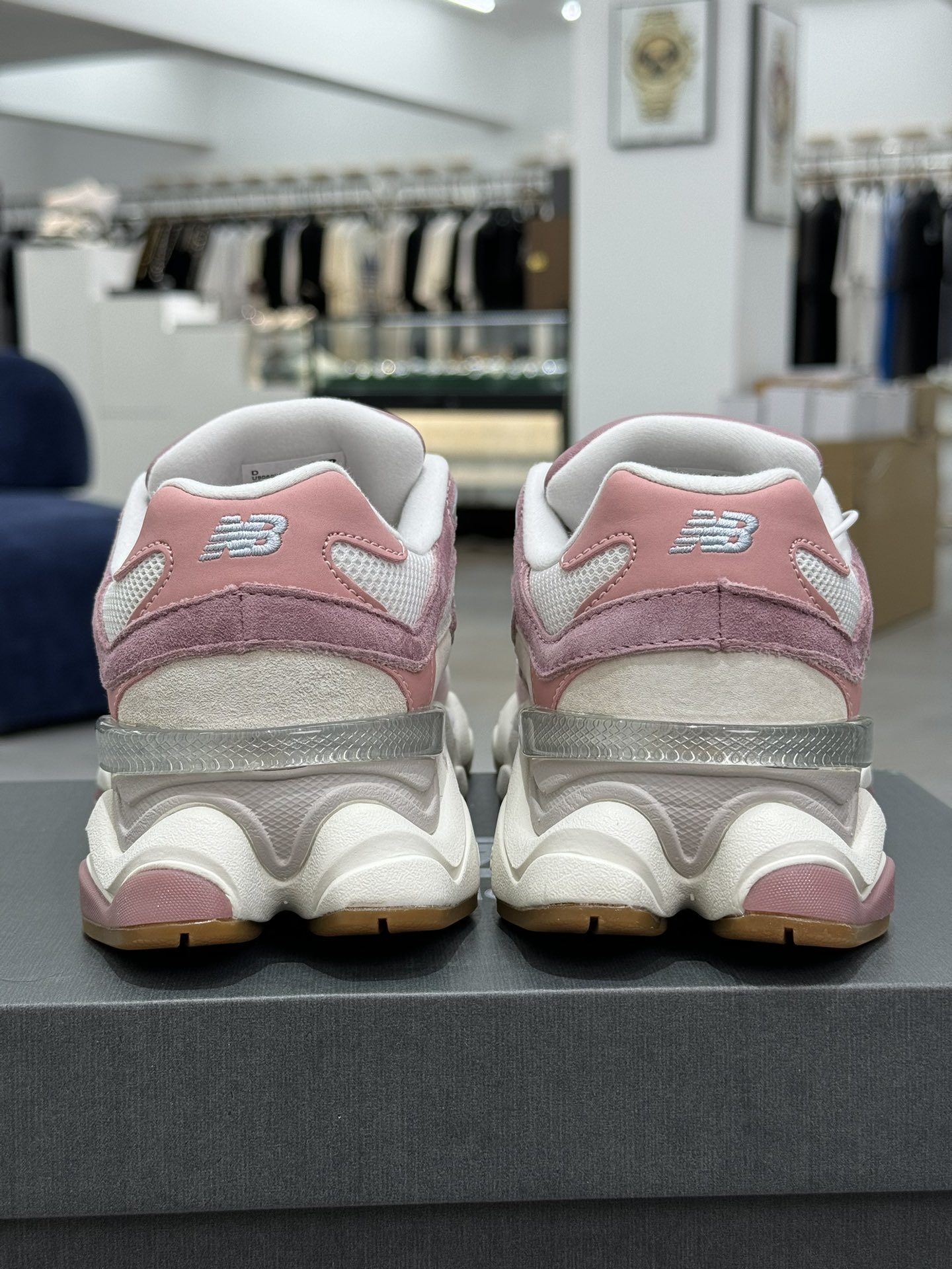 New Balance 9060 Rose Pink