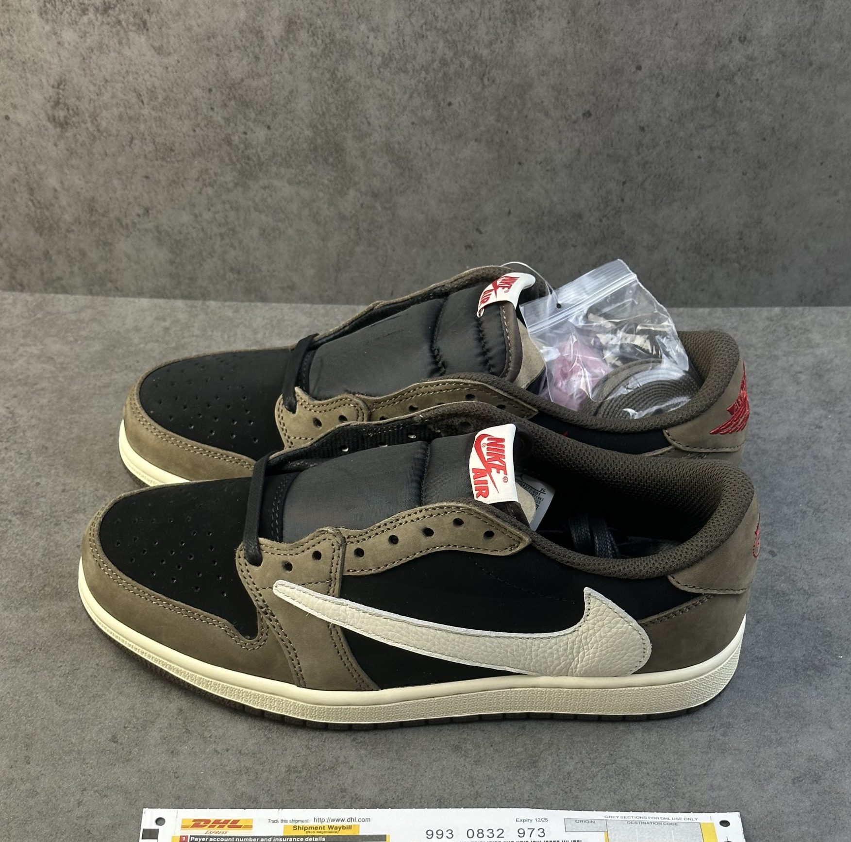 Jordan 1 Retro Low OG SP Travis Scott