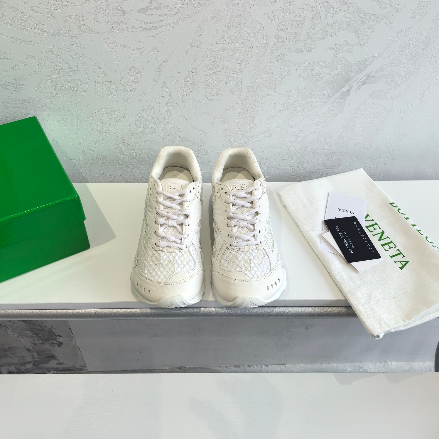 Bottega Veneta Orbit White 741357V2X409013