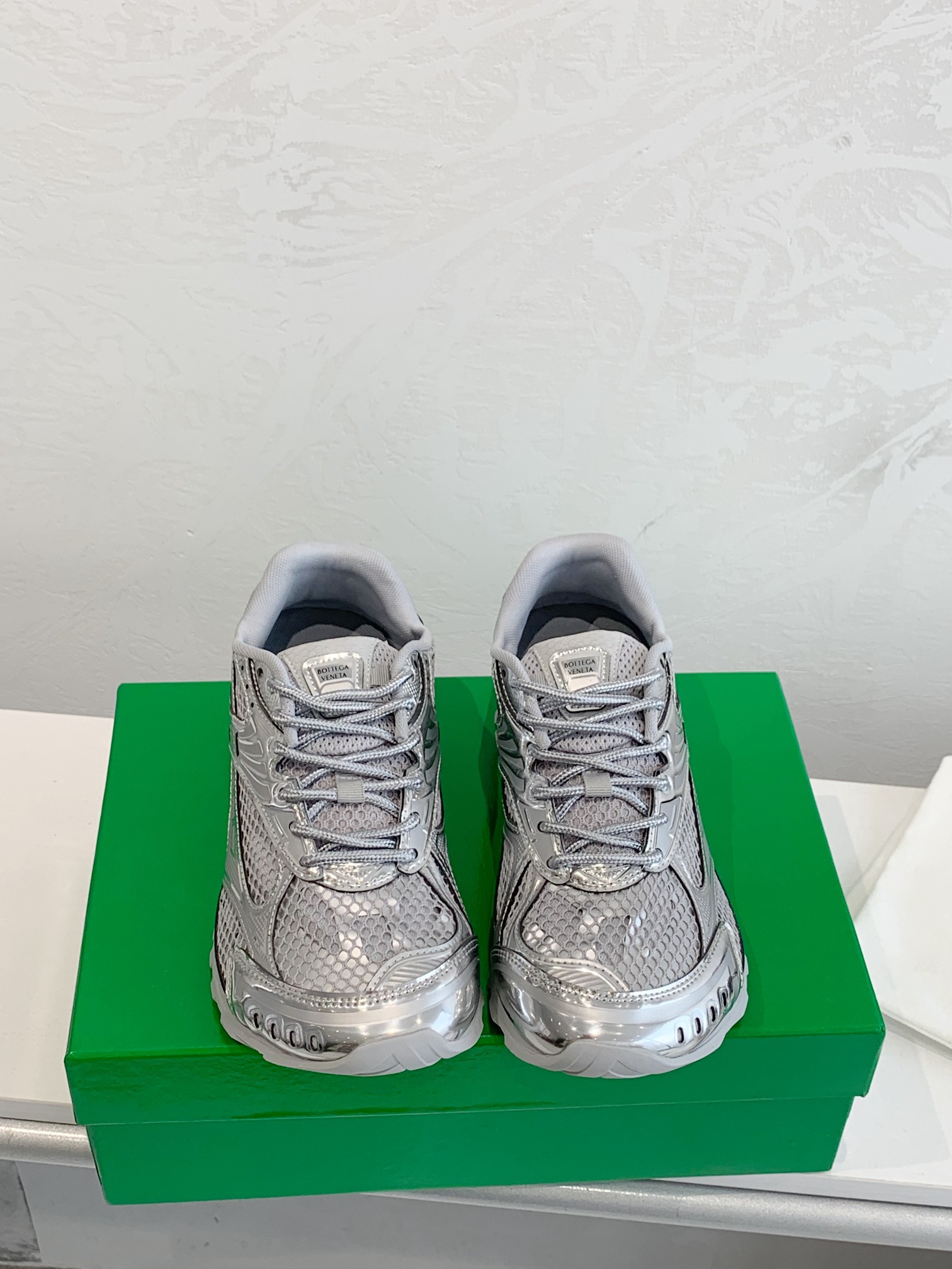 Bottega Veneta Orbit Silver 741357V4V511414