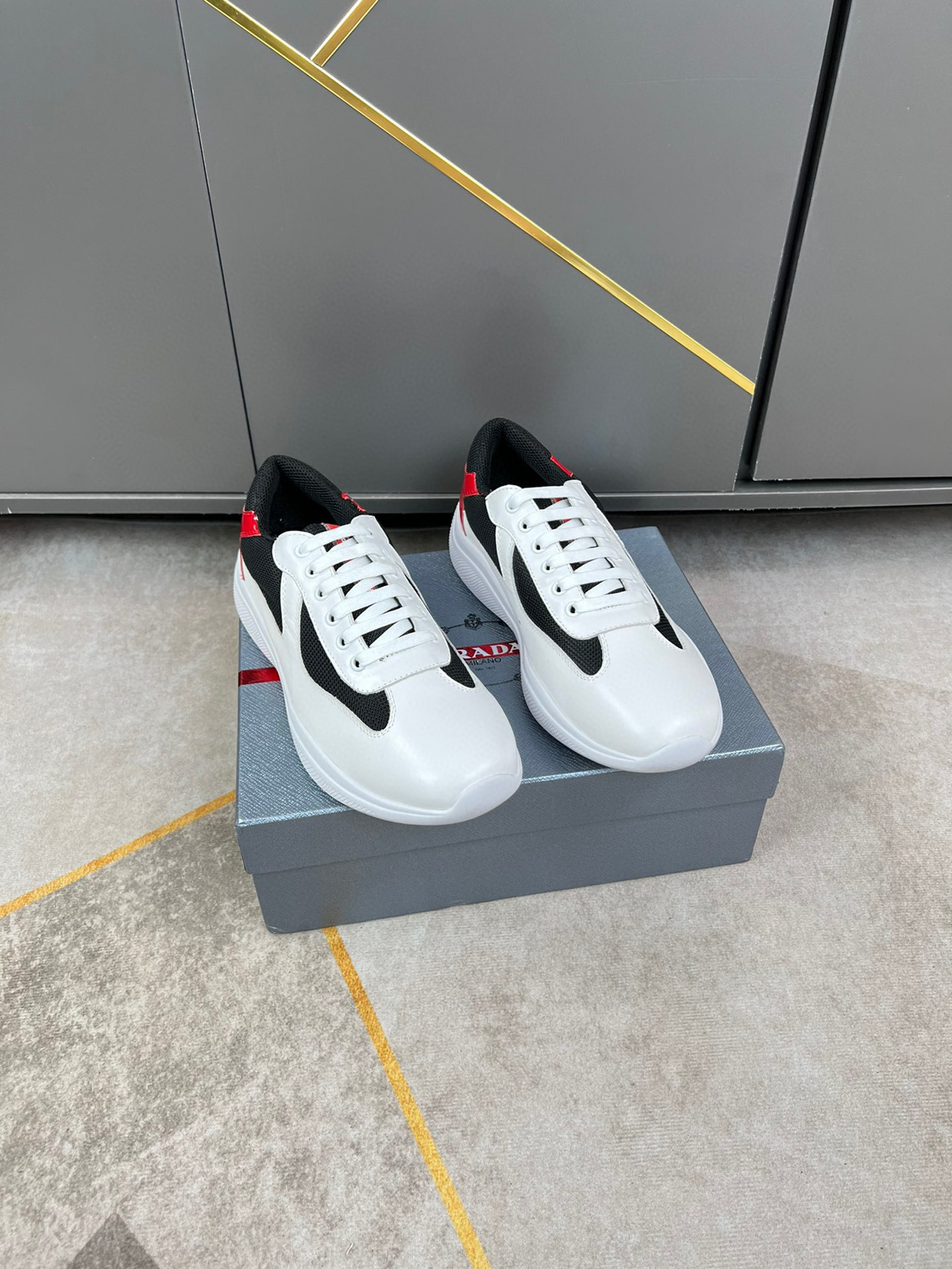 Prada America’s Cup Black White