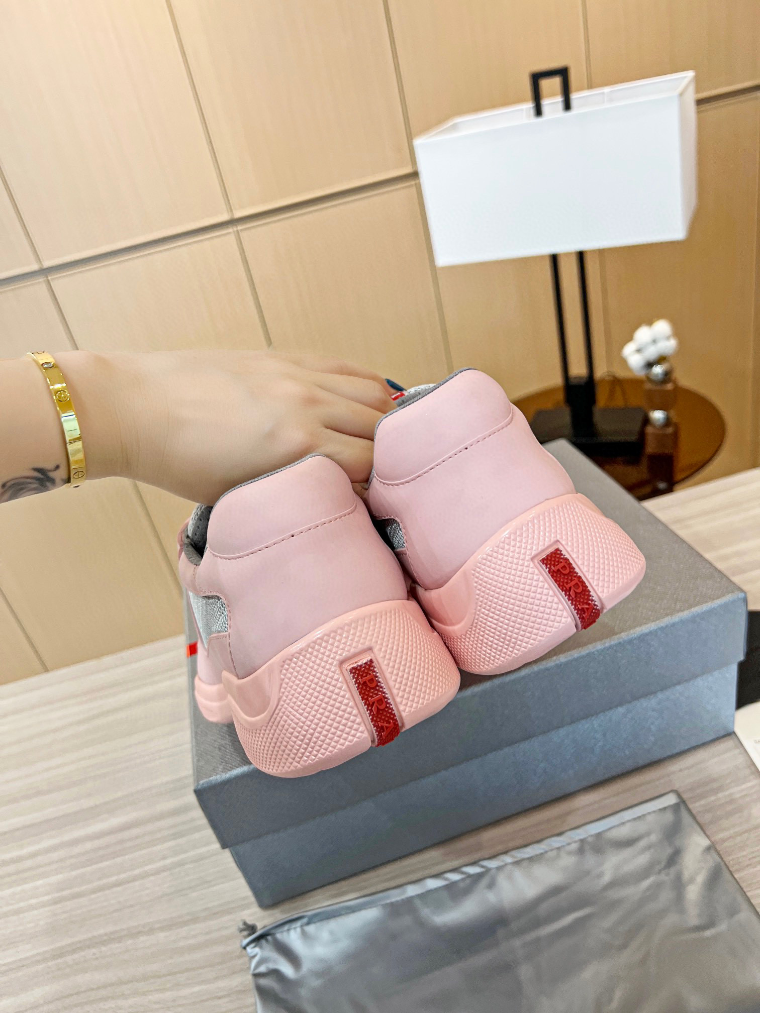 Prada America’s Cup Alabaster Pink 3E6500_3LLJ_F0E18_F_025