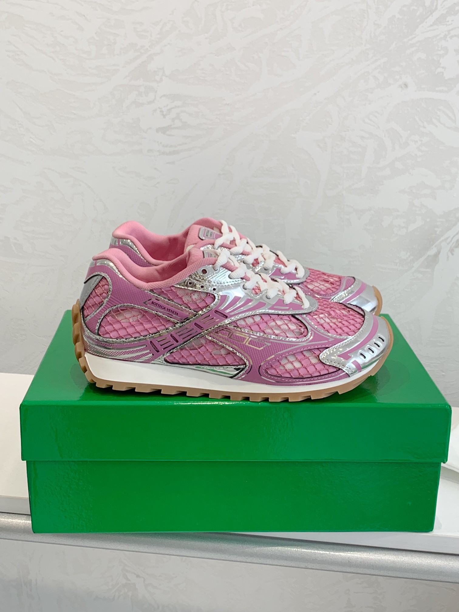 Bottega Veneta Orbit Pink