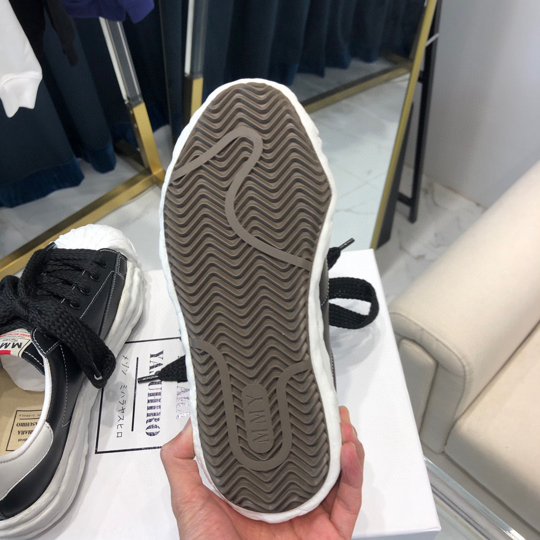Maison Mihara Yasuhiro Blakey OG Sole Seamless Leather Low Black White A11FW715