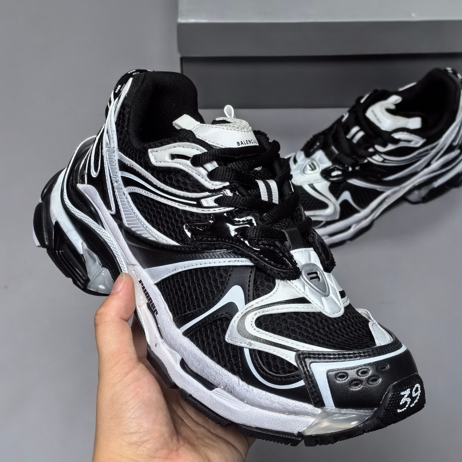 Balenciaga Runner 2 Black White