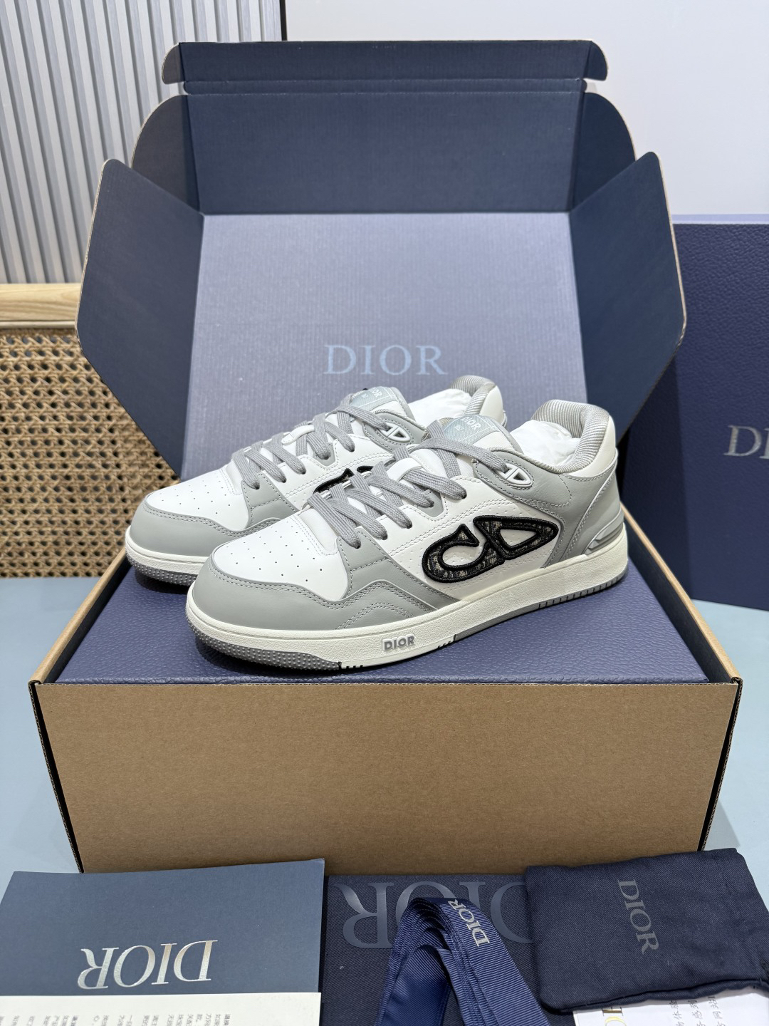 Dior B57 Low Dior Oblique Grey White 3SN318ZXU H860