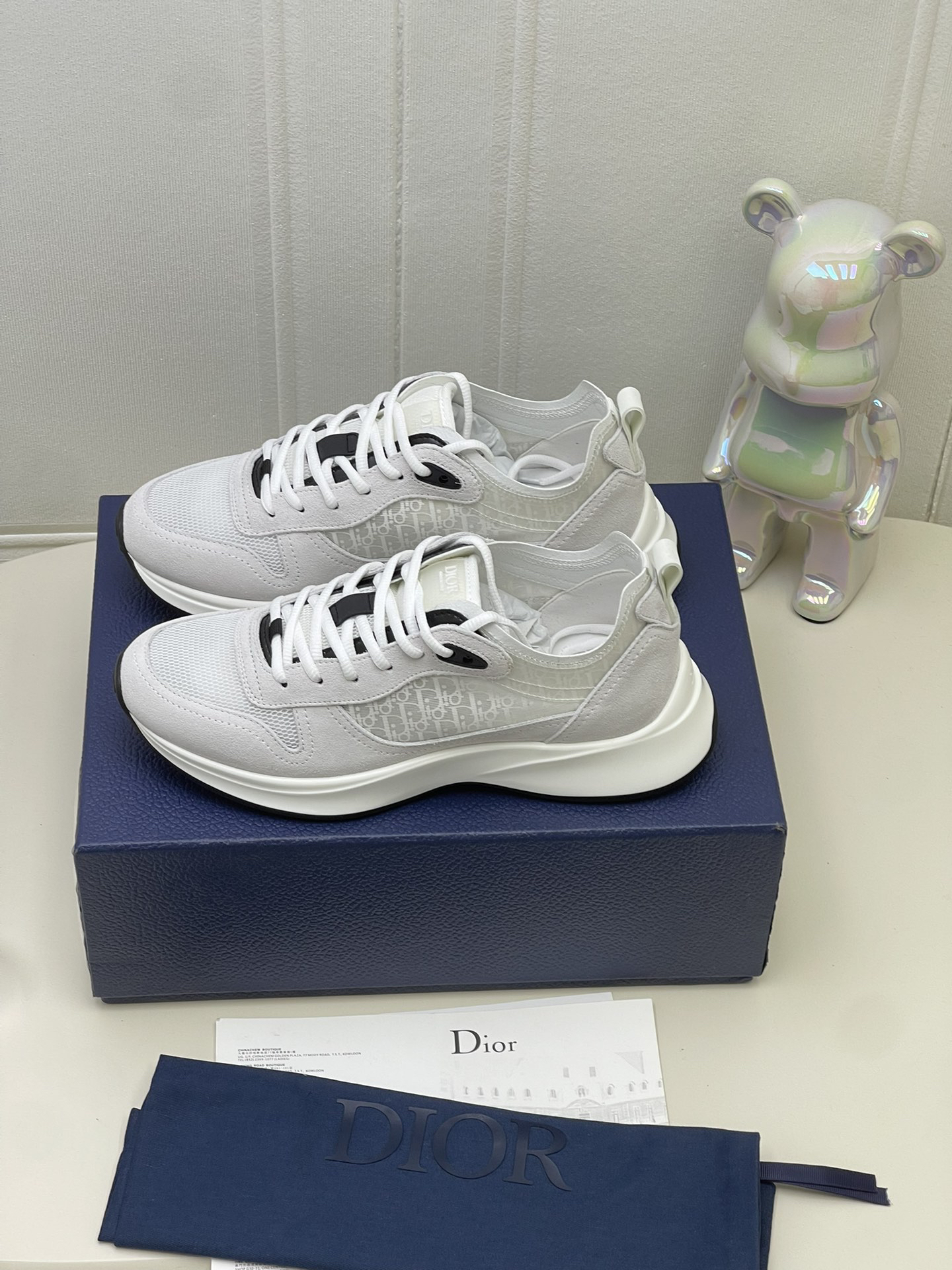 Dior B25 Runner White Oblique Suede 3SN259YTR_H069