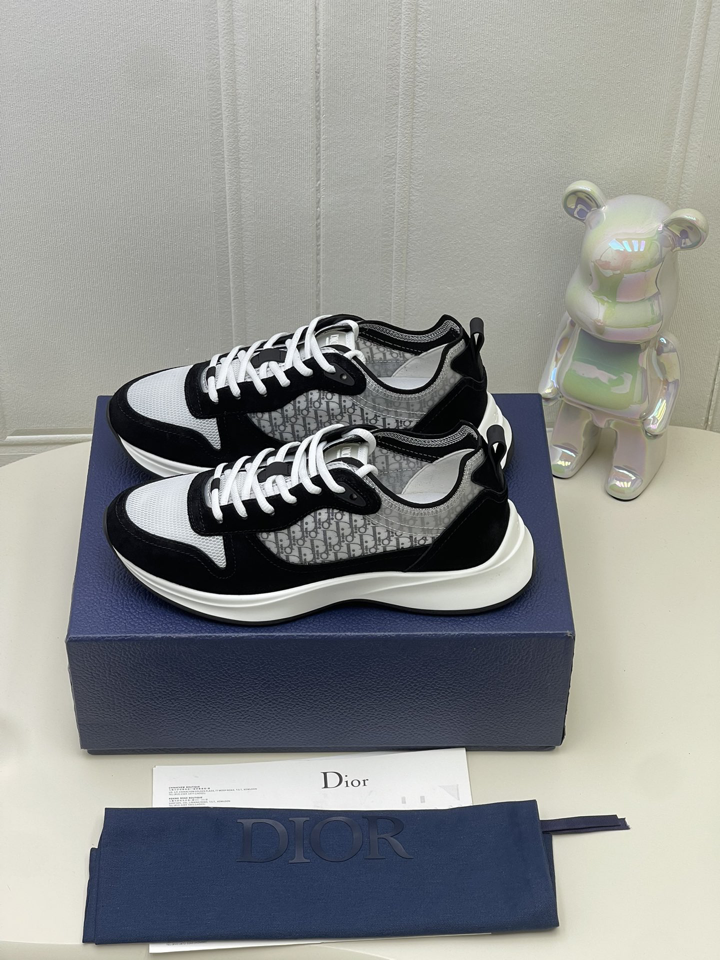 Dior B25 Oblique Runner Sneaker Black Suede 3SN259YUH_H960