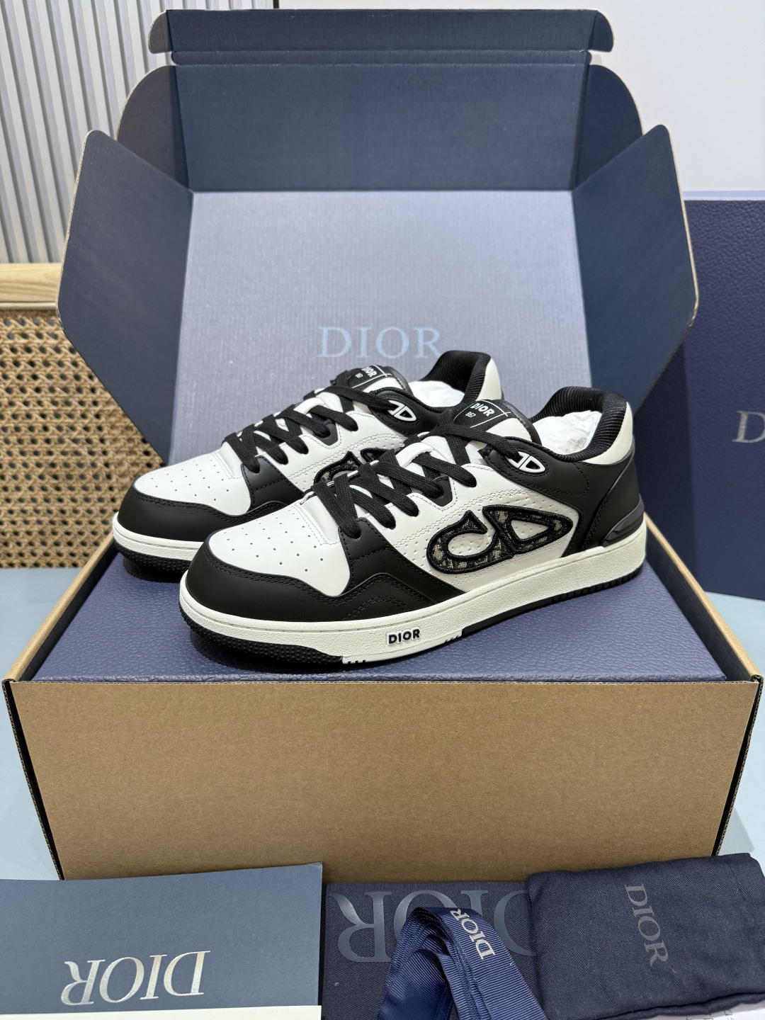 Dior B57 Low Dior Oblique Black White 3SN318ZXU_H960