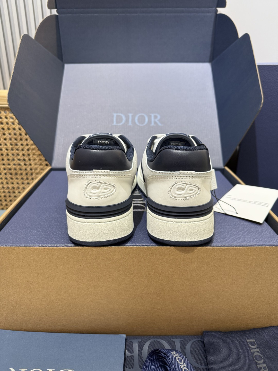 Dior B57 Low Dior Oblique White Navy Blue 3SN318ZXU H553