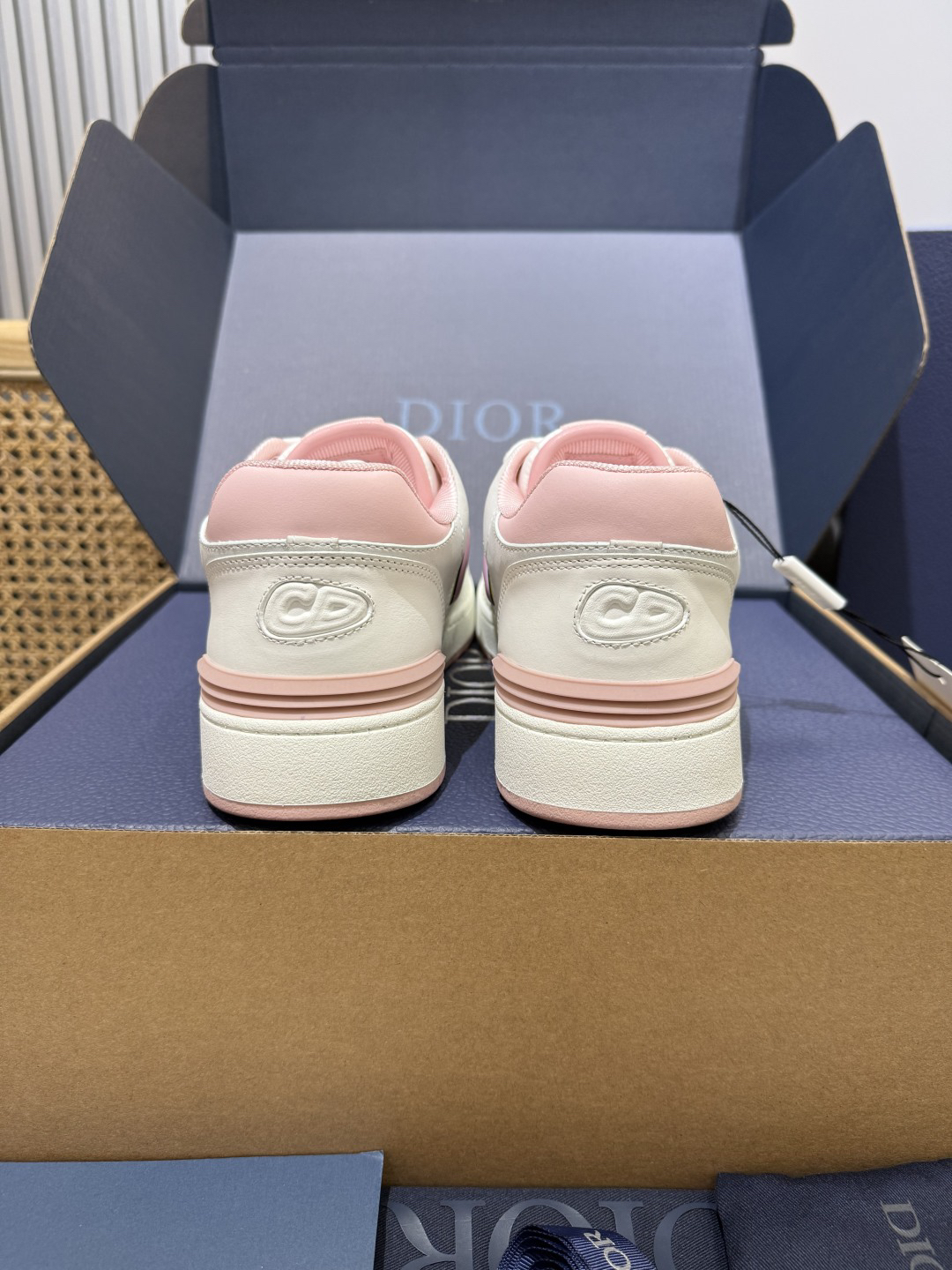 Dior B57 Low Dior Oblique White Pink 3SN318ZXU H553