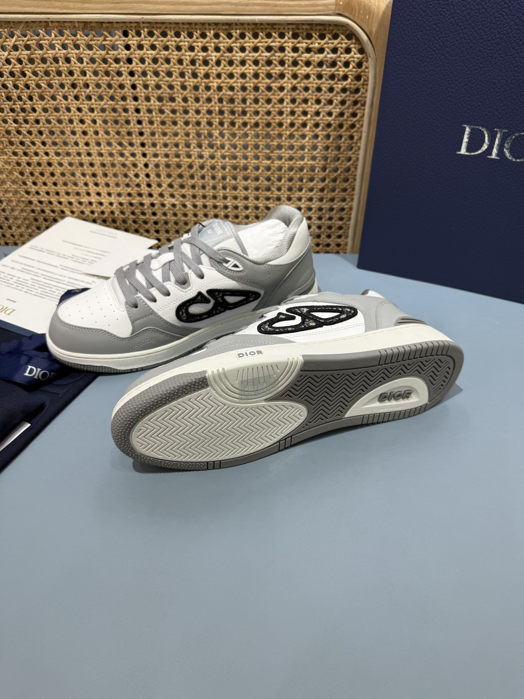 Dior B57 Low Dior Oblique Grey White 3SN318ZXU H860