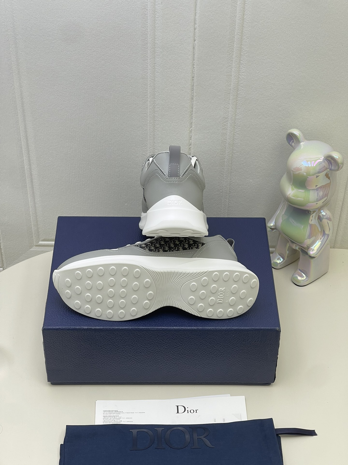 B25 Runner Sneaker Grey Calfskin and Dior Oblique Jacquard 3SN299ZIR H165