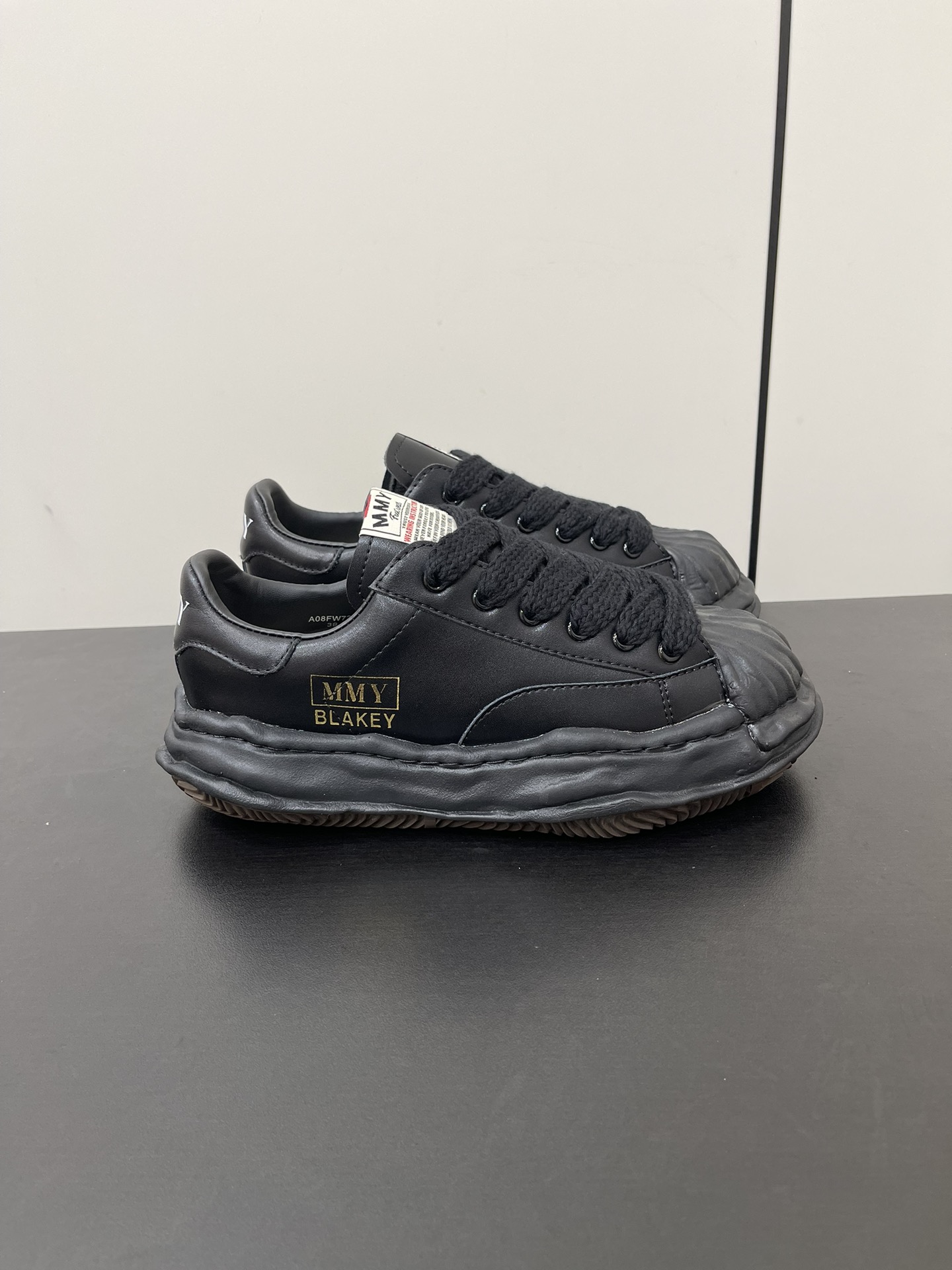 Maison Mihara Yasuhiro Blakey OG Sole Leather Low Black A06FW702-BLK