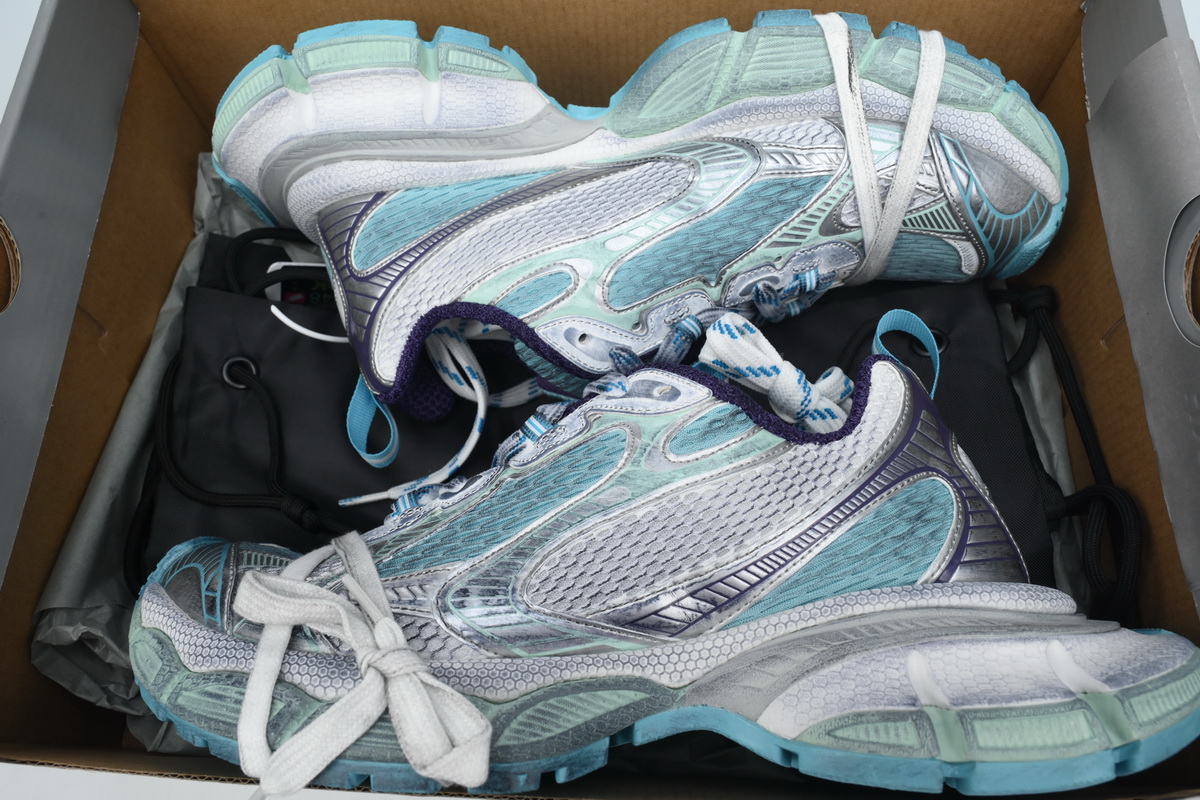 Balenciaga 3XL White Silver Blue 734734 W3XL5 4095