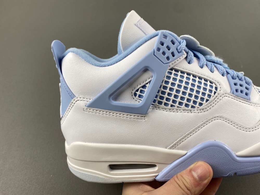 Air Jordan 4 Retro Forget Me Not