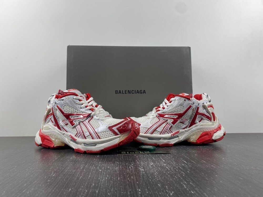 Balenciaga Runner sneaker white red