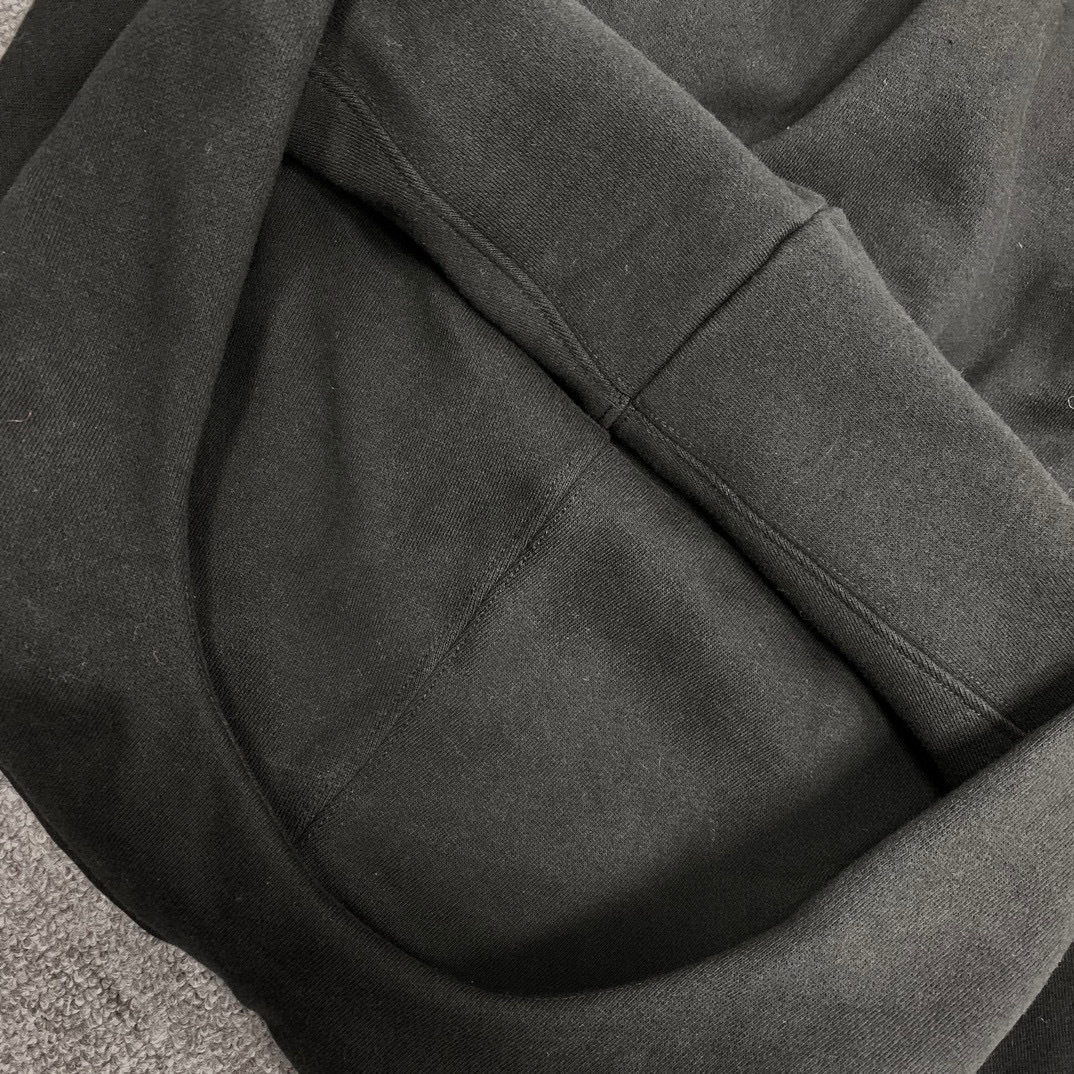 FEAR OF GOD ESSENTIALS JET BLACK TRACKSUIT